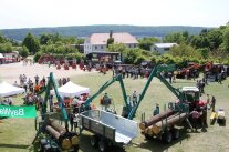 Veranstaltung auf dem Gelände der Bayerischen Waldbauernschule
