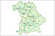 Karte des Bundeslands Bayern mit mehreren blauen Punkten